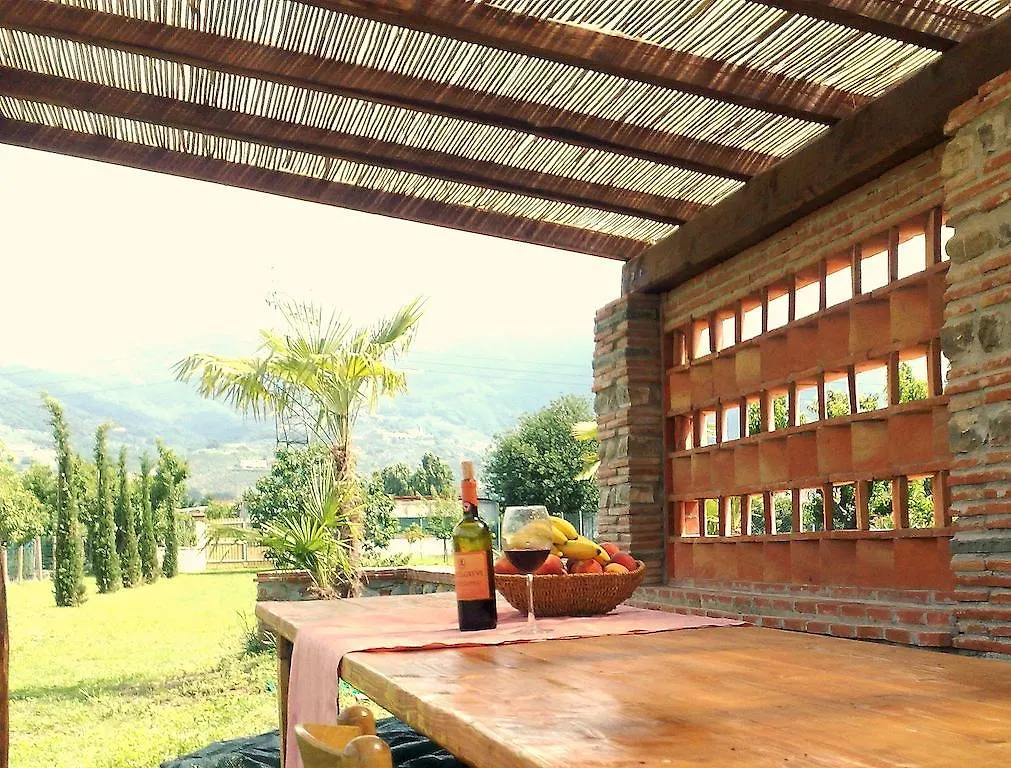 Villa In Lucca