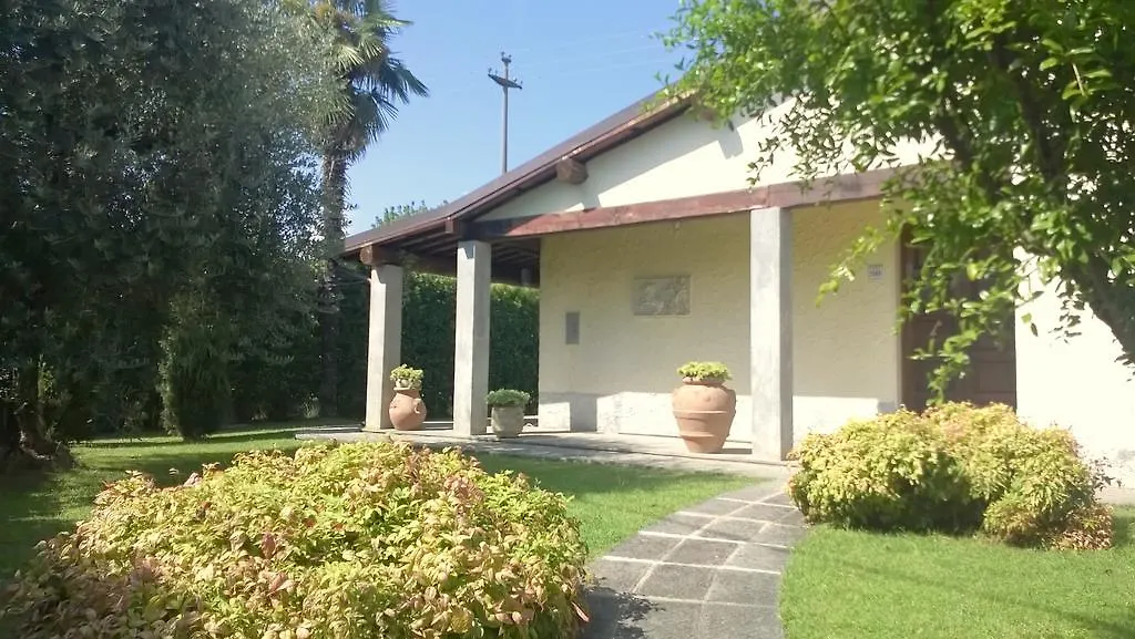 Villa In Lucca